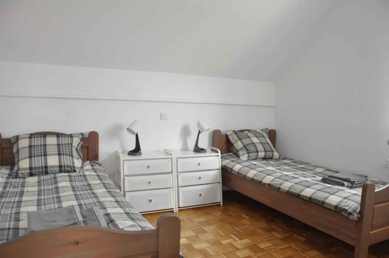Apartma Julija Hiska 59 卡特兹奥布萨维 外观 照片